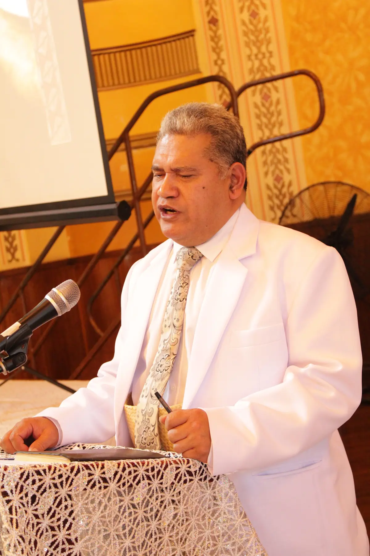 Insert image caption here!